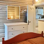 4 Bedroom Lovely In Al * Ål