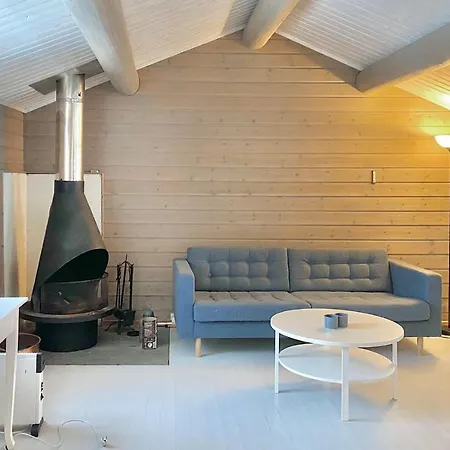 4 Bedroom Lovely In Al *